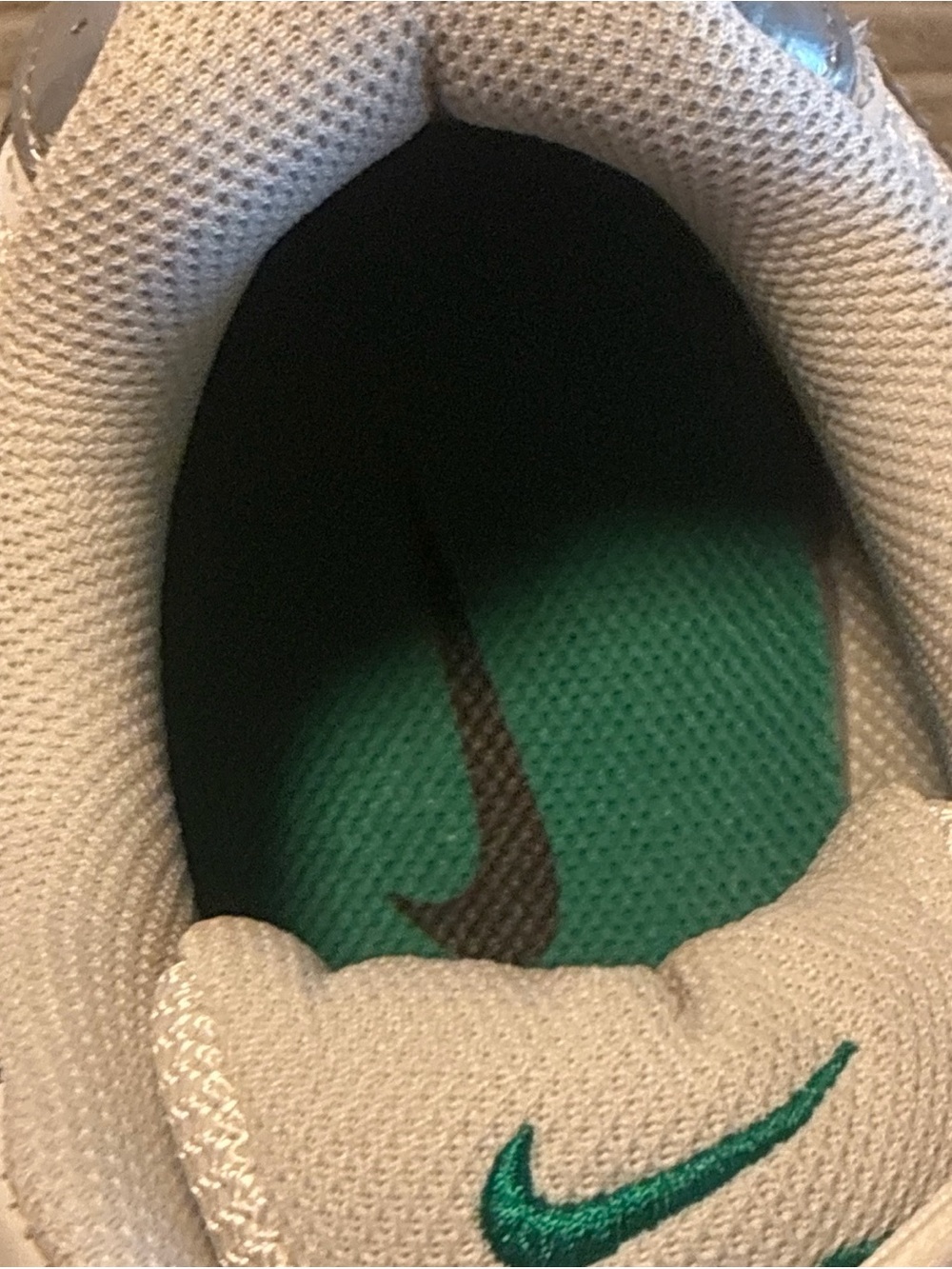 Nike V5 RNR White Malachite Mesh Cushioned Sneaker HJ5228-100 Men Size 12 NWOT - Picture 2 of 10